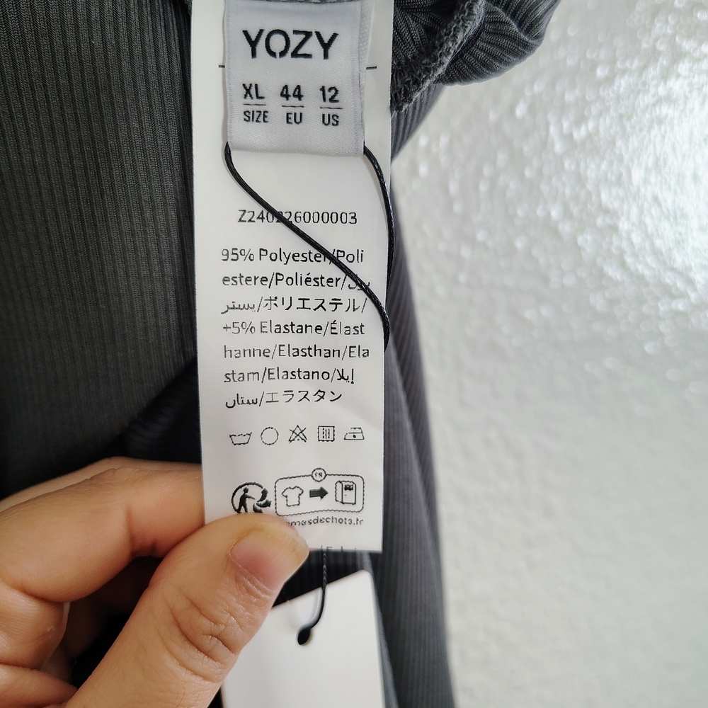 YOZY Gray Ribbed V Neck Wide Leg Jumpsuit Pockets XL Relax Style NWT - Picture 13 of 14